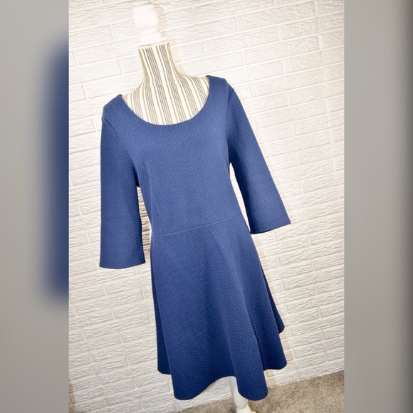 Old Navy Dresses & Skirts - {old navy} Navy Blue Textured Dress